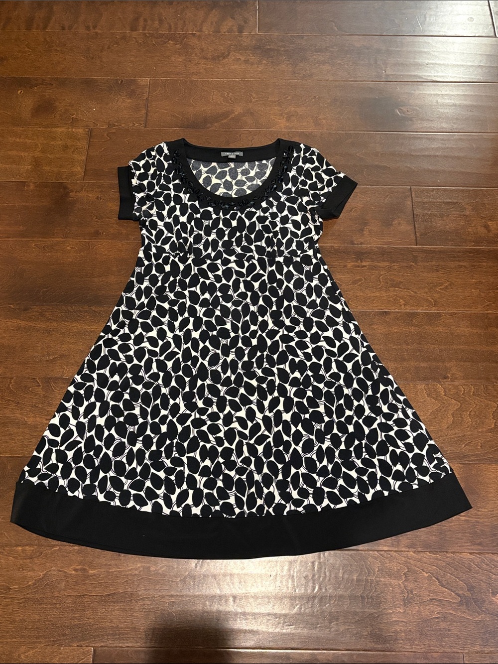Apt. 9 Black & White Leaf-Print A-Line Dress with Scoop Neck